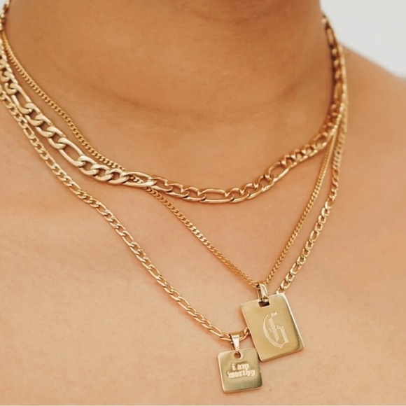 18K Gold Plated Initial Letter “B” Old English Pendant Necklace - Picture 2 of 7